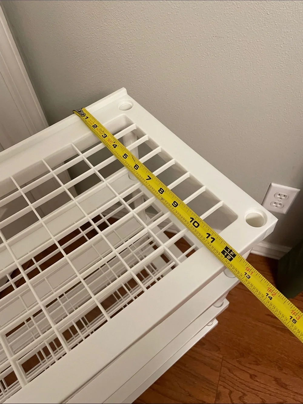 White Plastic Adjustable 1 2 3 or 4 Tier Storage Shelves or Rack Great Condition
